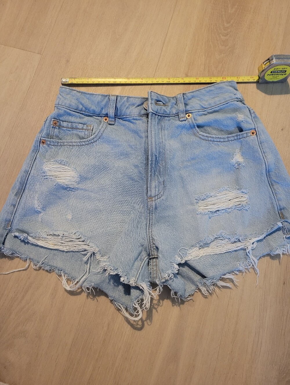 Garage Denim High-Waist Distressed Denim Shorts - Light Blue. Size 01